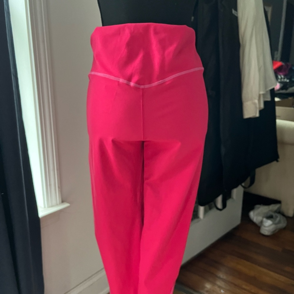 J crew leggings, cloud stretch, hidden waistband pocket size, large pink - Picture 3 of 6